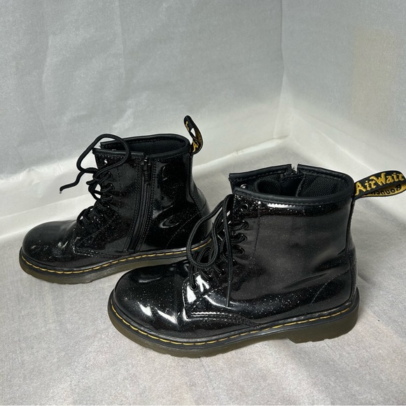 DR DOC MARTENS 1460J BLACK GLITTER COMBAT ANKLE BOOTS UNISEX US 4M 5W New Laces* - Picture 2 of 9